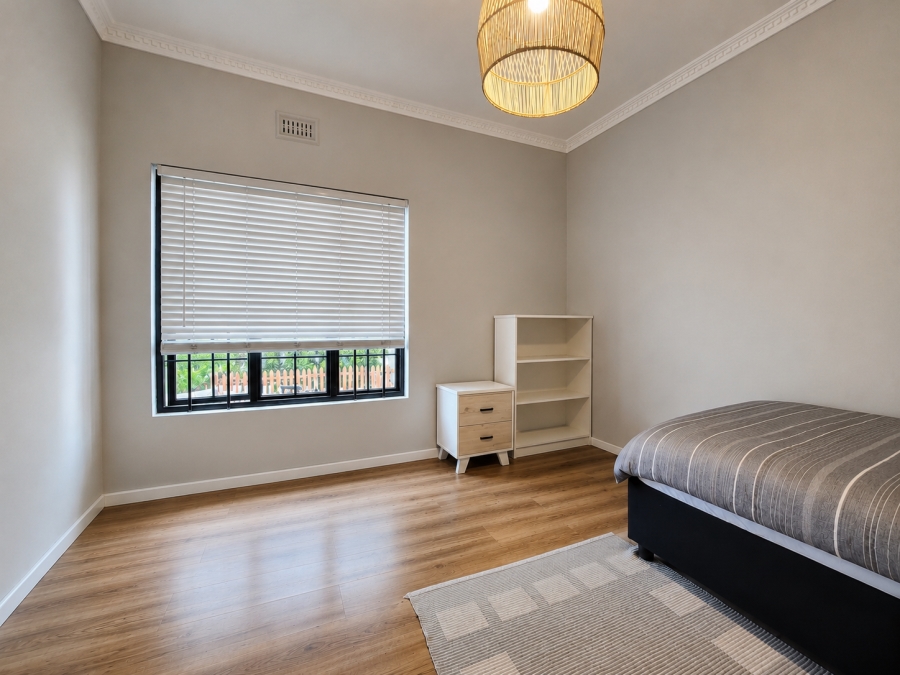 2 Bedroom Property for Sale in Wynberg Western Cape